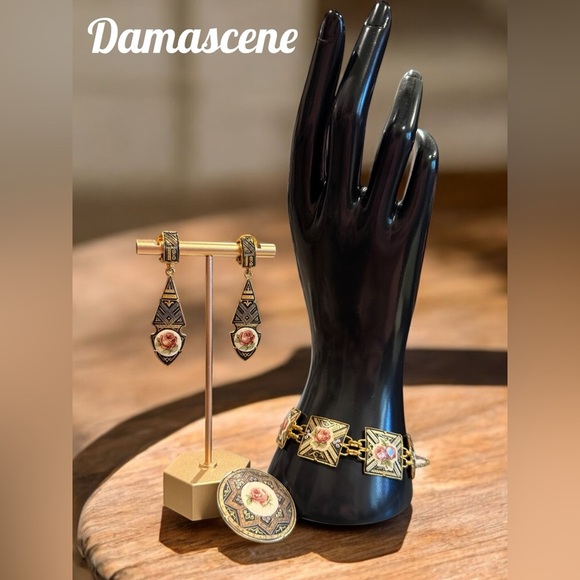 Damascene Vintage Set Gold & Black Bracelet, Earrings & Brooch w/ Floral Enamel - Picture 7 of 10